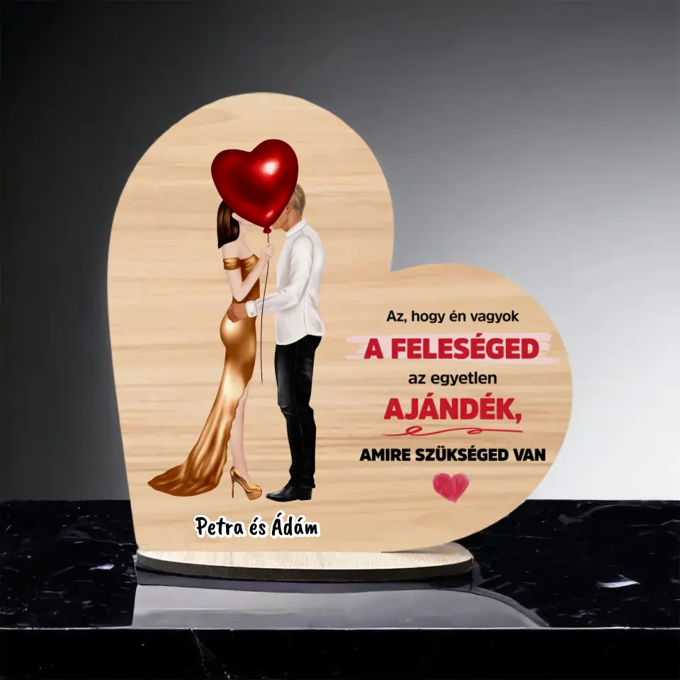 Valentin napi Fa Asztali Dísz - Pár Lufival - Választható Idézettel