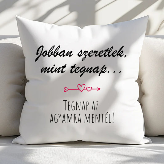 Pillow Mockup 3